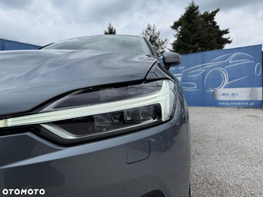 Volvo XC 60 D5 SCR AWD Inscription - 10