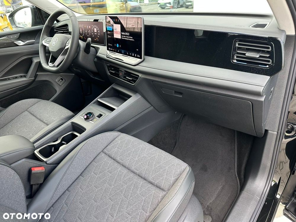Volkswagen Tiguan - 21