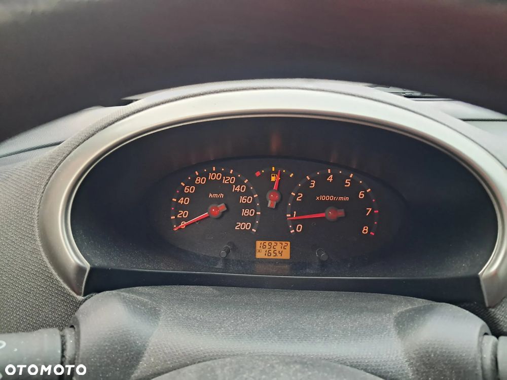 Nissan Micra - 12