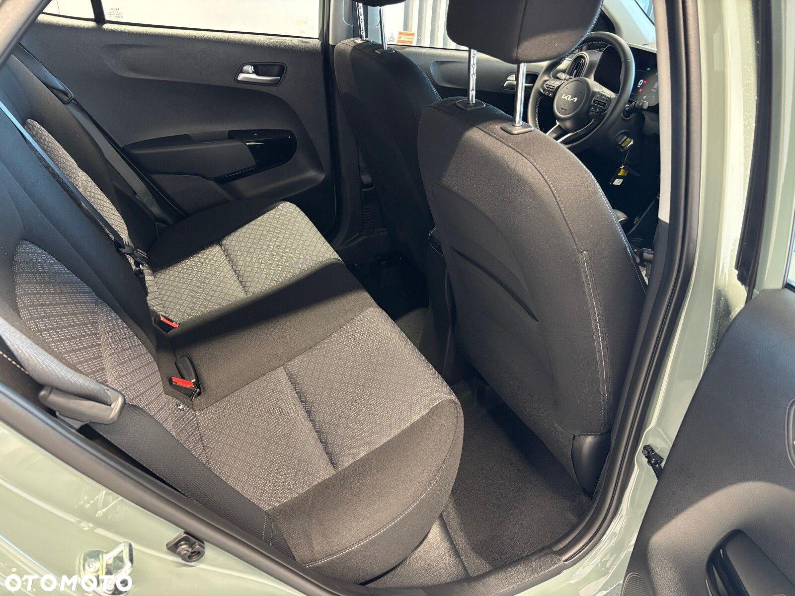 Kia Picanto - 12