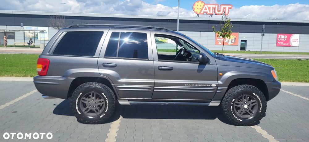 Jeep Grand Cherokee - 4