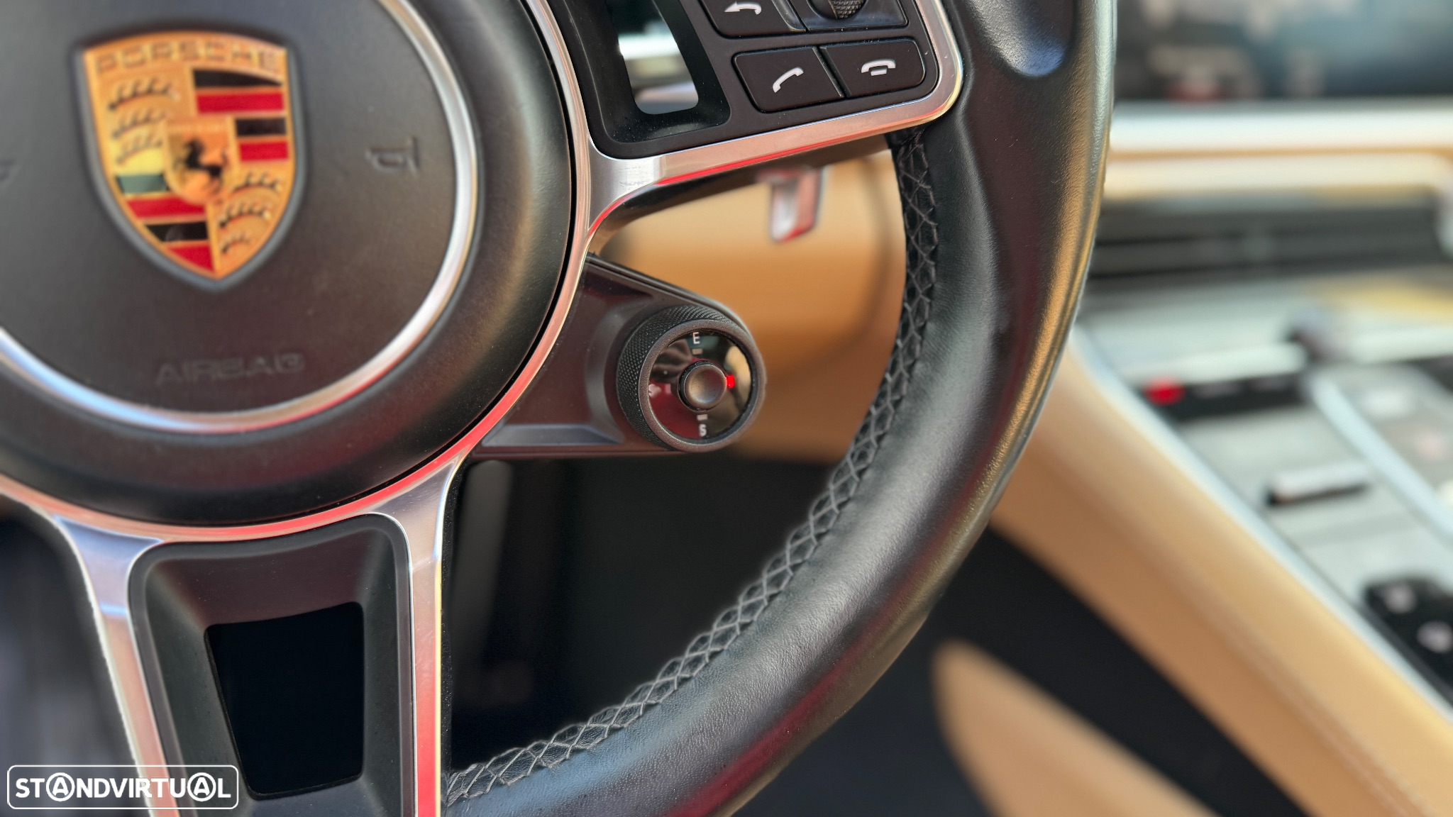Porsche Panamera 4 E-Hybrid - 18