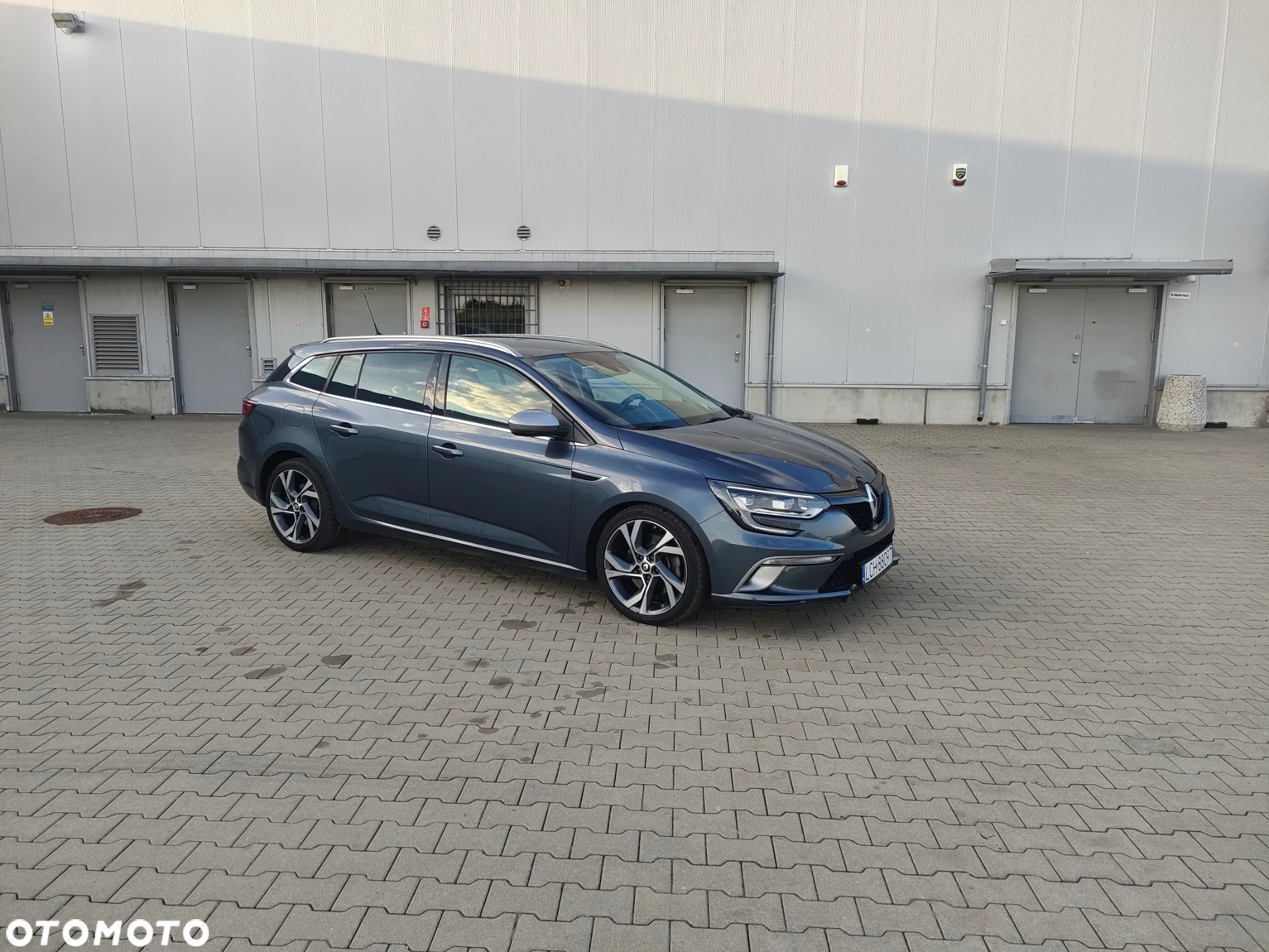 Renault Megane Grandtour ENERGY TCe 205 EDC GT - 14
