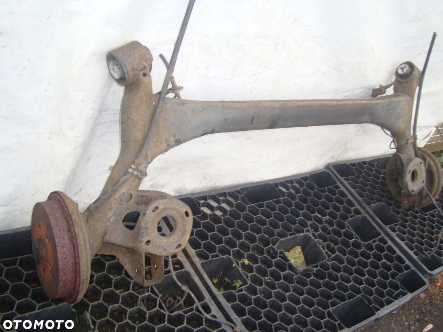 OŚ BELKA ZAWIESZENIE TYŁ BĘBNY ABS SKODA FABIA II 07-14 - 3