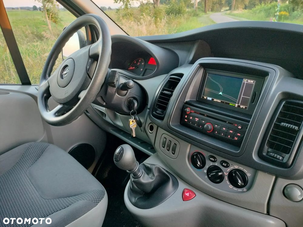 Opel vivaro - 13