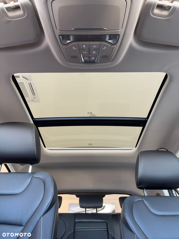 Bestune B70 2.0T Elegance - 18