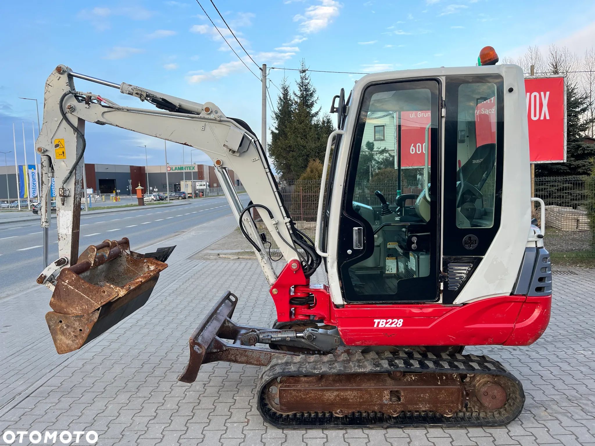 Takeuchi TB 228 - 1