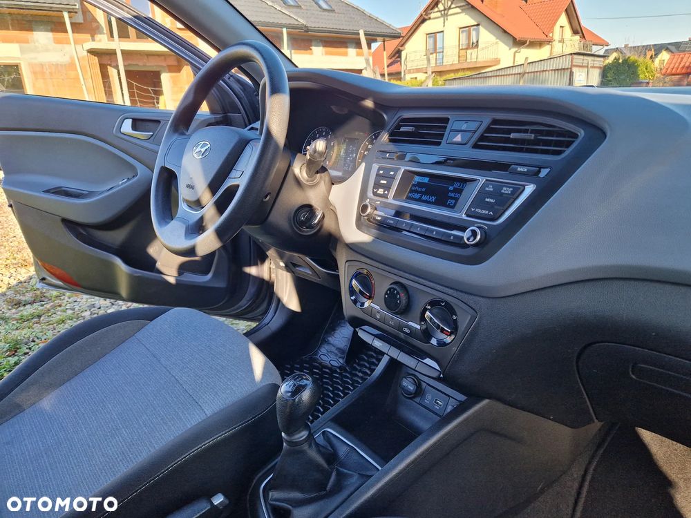 Hyundai i20 1.2 Classic Plus - 29