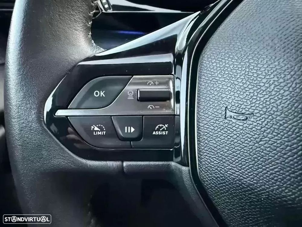 Peugeot 308 1.5 BlueHDi Allure EAT8 - 16