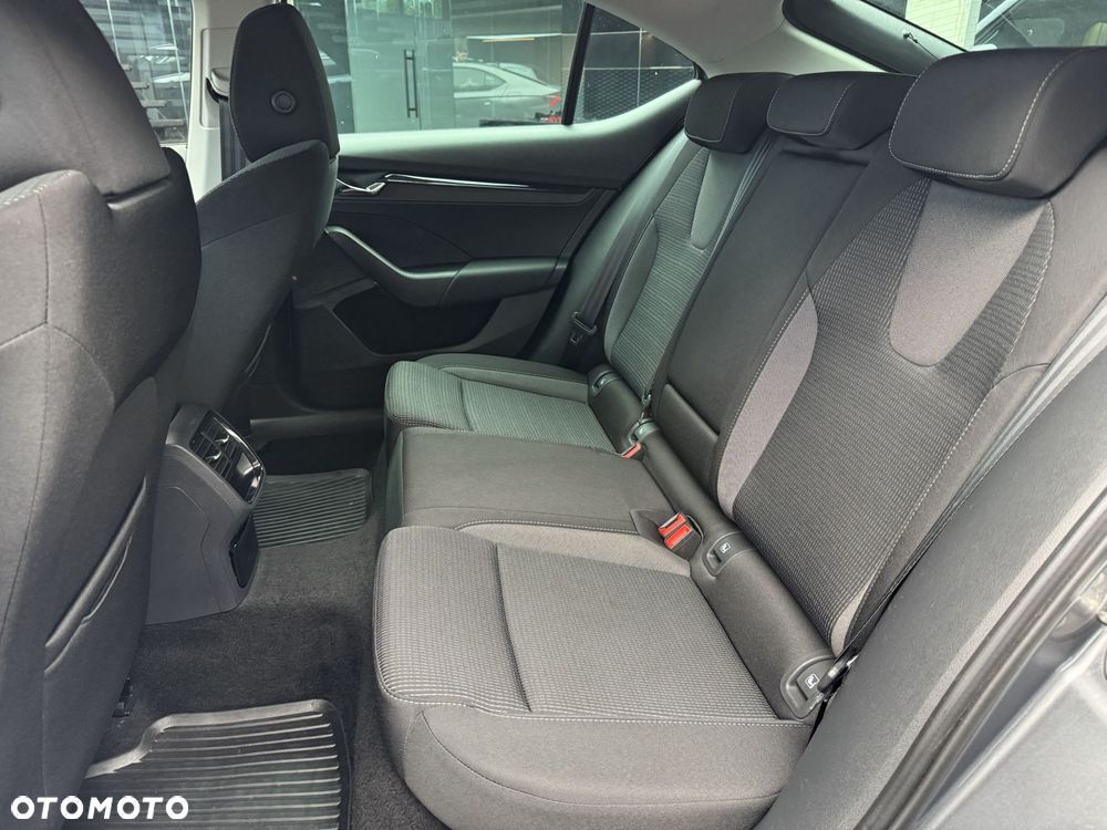 Skoda Octavia 2.0 TDI Ambition DSG - 15