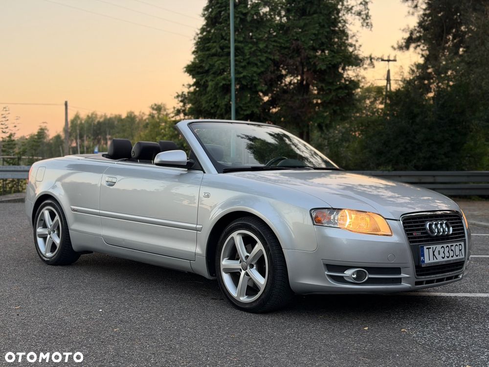 Audi A4 Cabrio 2.0 TDI DPF - 12