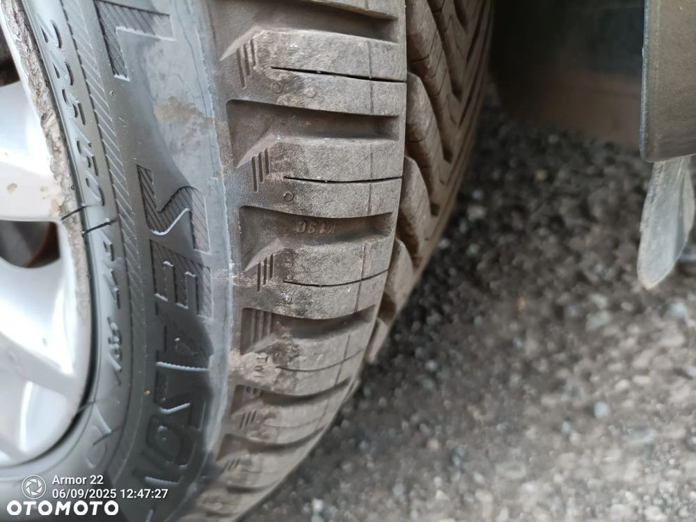 Ford Galaxy 2.0 TDCi Titanium - 11