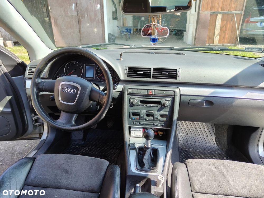 Audi A4 Limousine 1.8T - 13