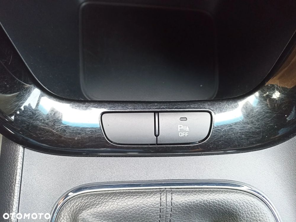 Kia Ceed - 25