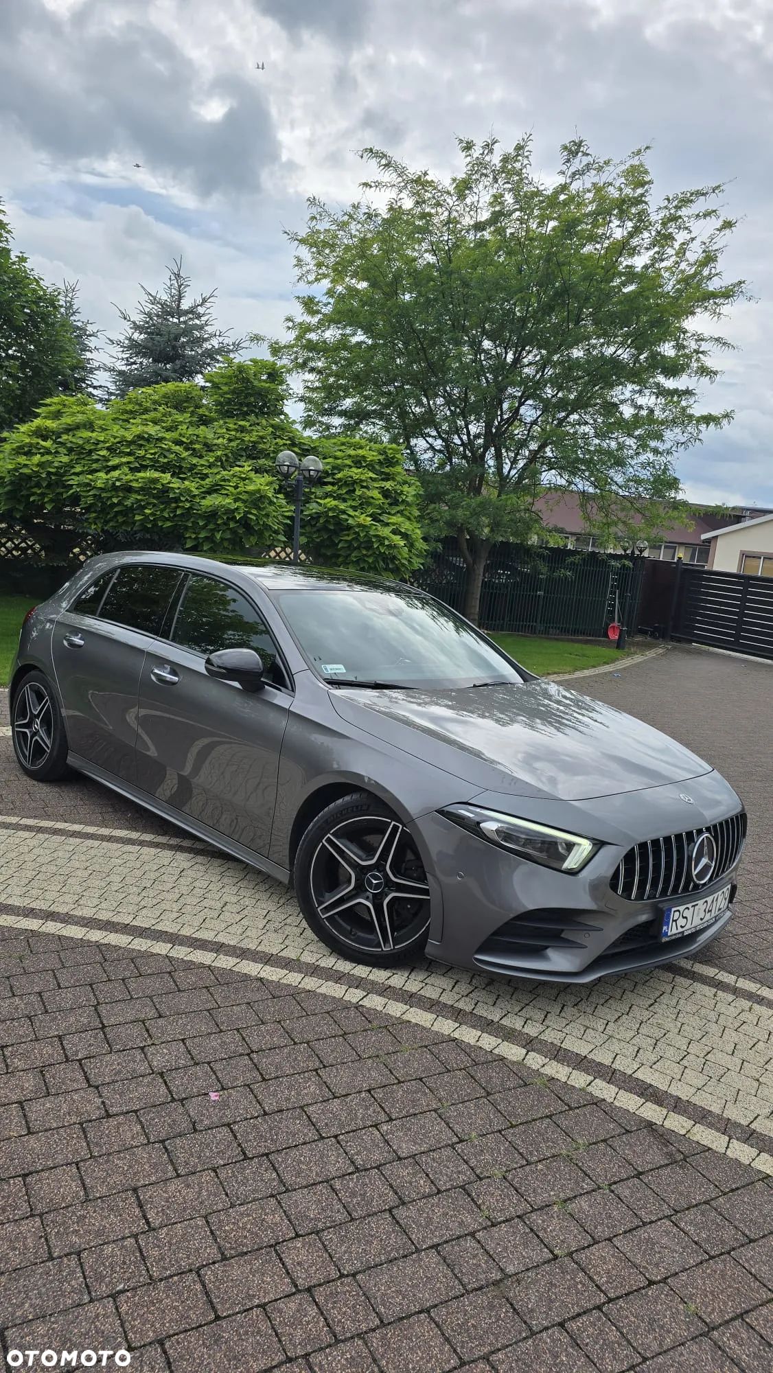 Mercedes-Benz Klasa A 220 4-Matic AMG Line 7G-DCT - 1