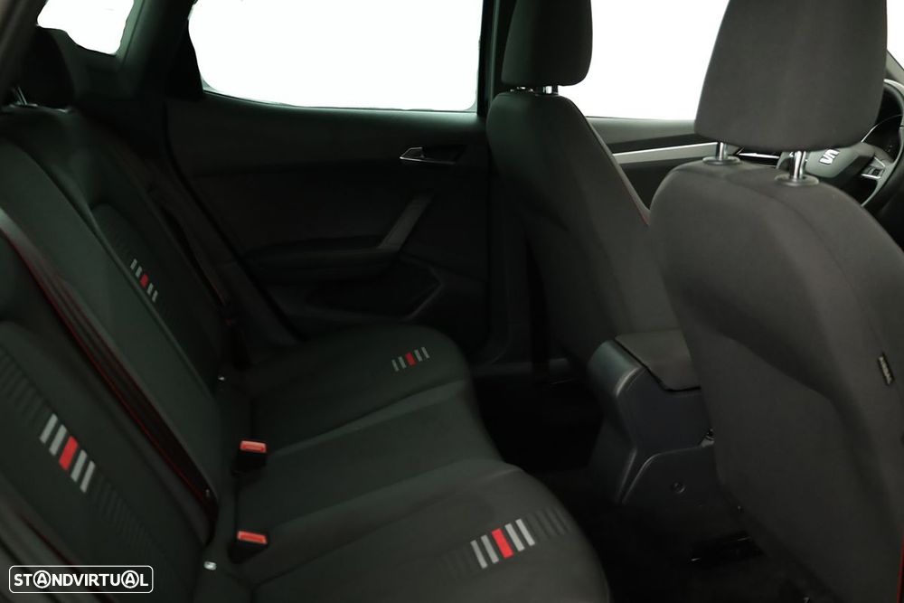 SEAT Arona 1.0 TSI FR - 23