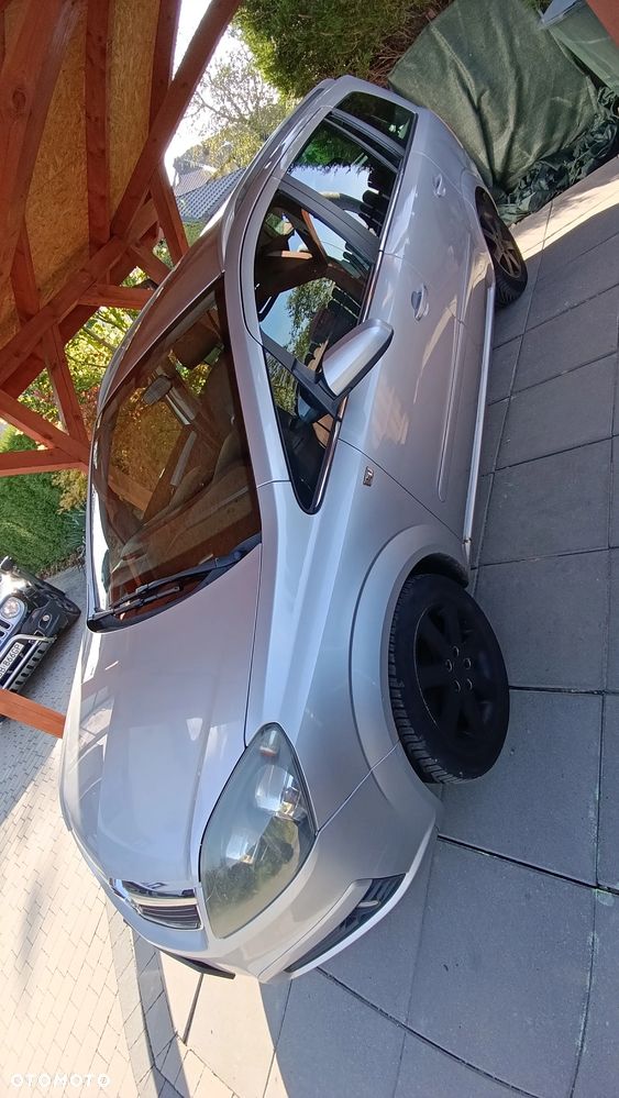 Opel Zafira 1.8 Enjoy - 16