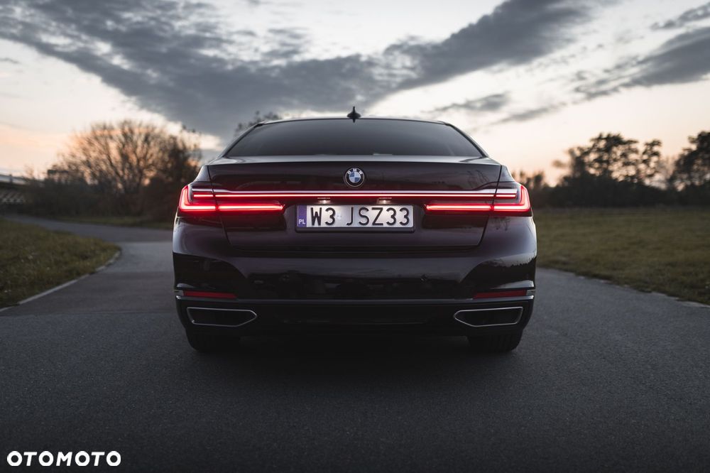 BMW Seria 7 730d xDrive sport - 11