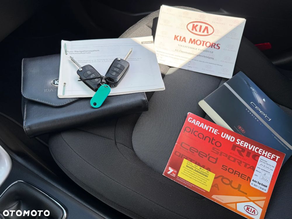 Kia Ceed 1.4 CVVT Dream Team Edition - 34
