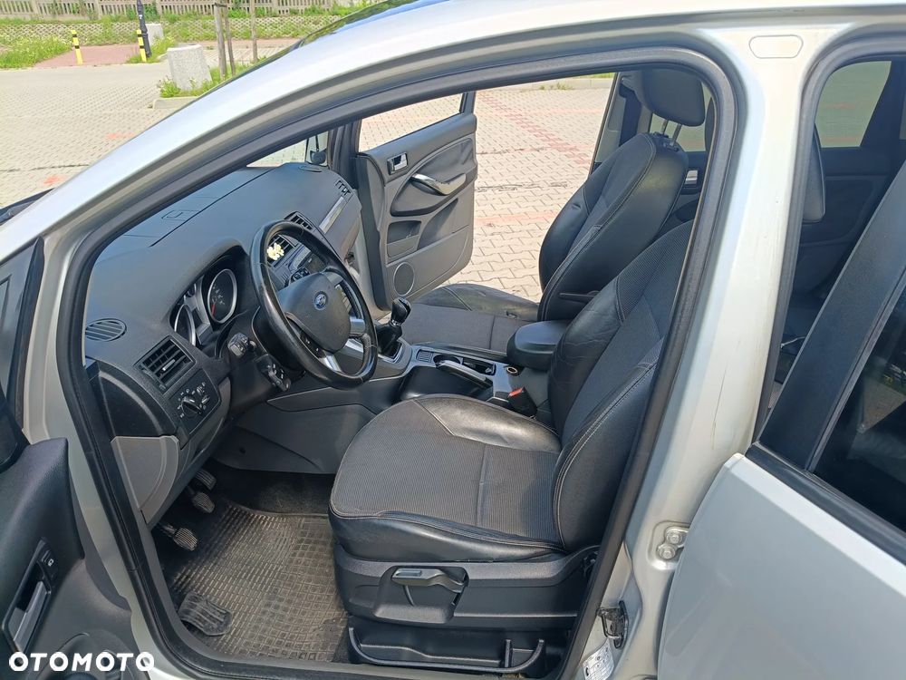 Ford C-MAX 2.0 Titanium - 21