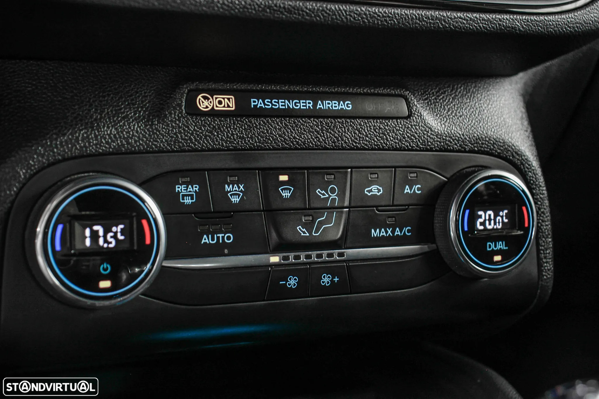Ford Focus 1.5 TDCi EcoBlue ST-Line - 40