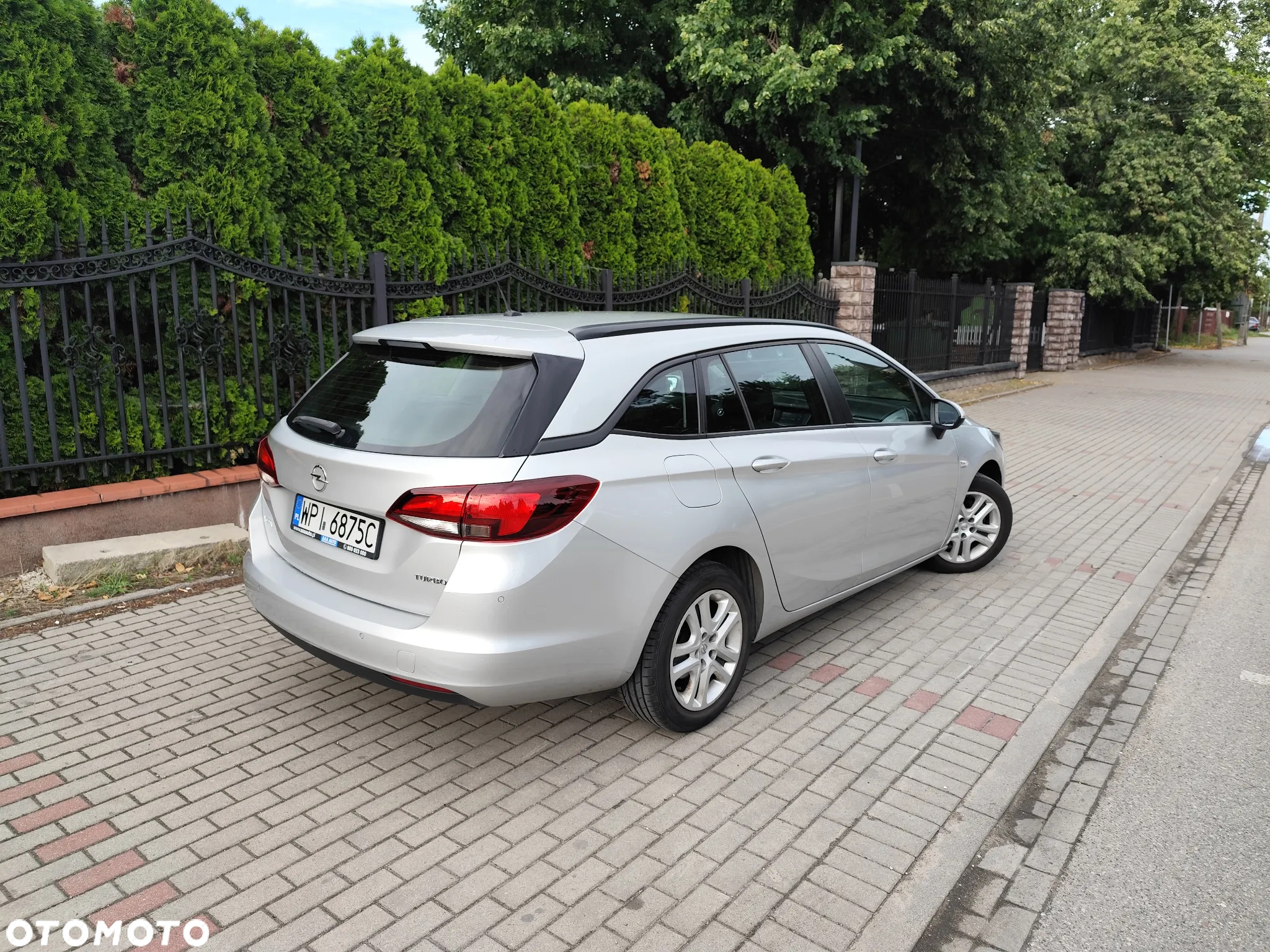 Opel Astra V 1.4 T Dynamic - 4