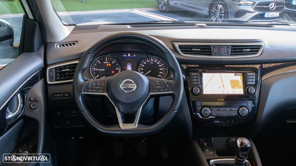 Nissan Qashqai 1.5 dCi N-Connecta J18 - 6