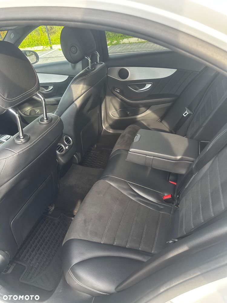 Mercedes-Benz Klasa C 200 4MATIC 9G-TRONIC - 13