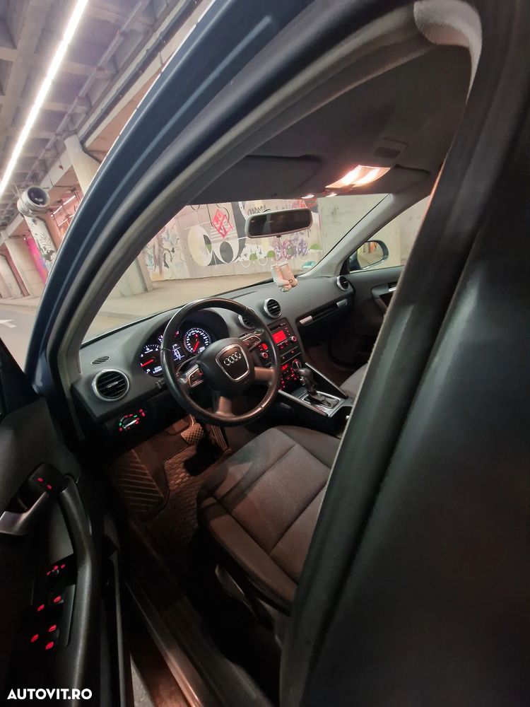 Audi A3 1.6 TDI ack DPF S tronic Attraction - 18