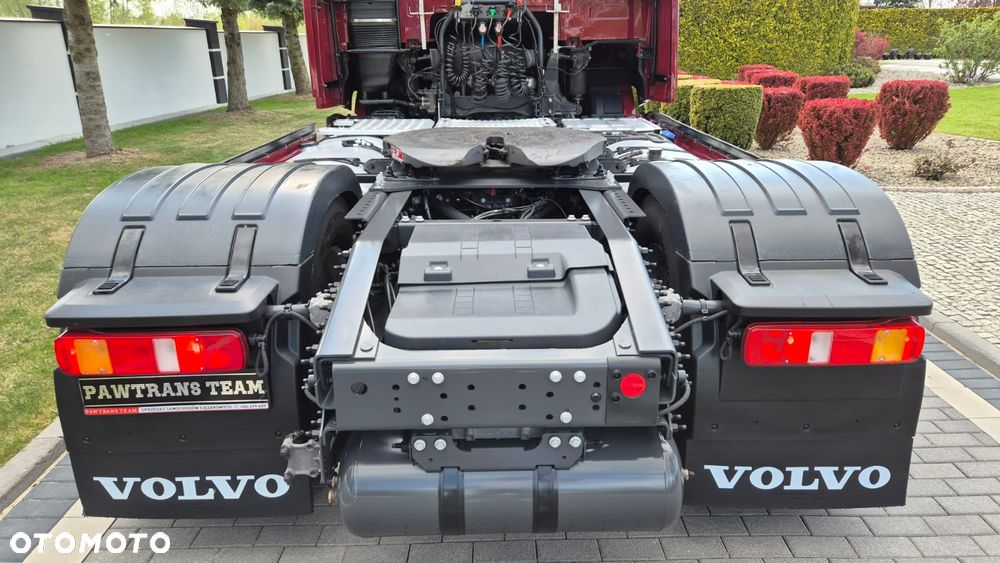 Volvo VOLVO///FH///500///2023/// GLOBETROTTER///XXL/// VIRTUAL COCPIT///FULL LED///ALUFELGI///KLIMATYZACJA POSTOJOWA///ZABUDOWY MIĘDZYOSIOWE///STAN BARDZO DOBRY - 21