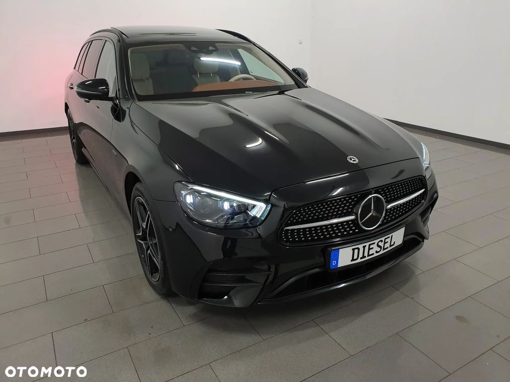 Mercedes-Benz Klasa E 300 de 4Matic 9G-TRONIC AMG Line - 37