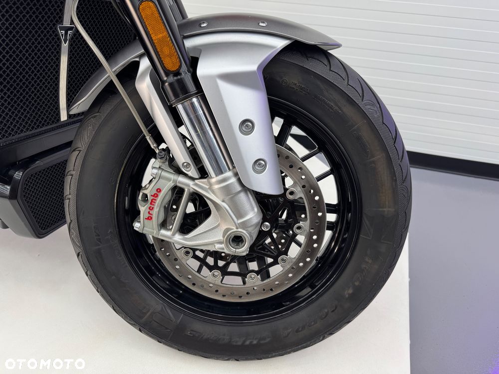 Triumph Rocket - 5