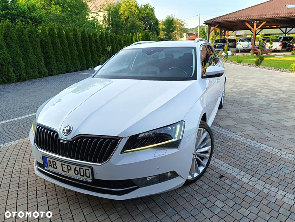 Skoda Superb Combi 2.0 TDI DSG Premium Edition