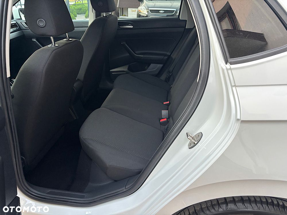 Volkswagen Polo 1.0 Trendline - 32