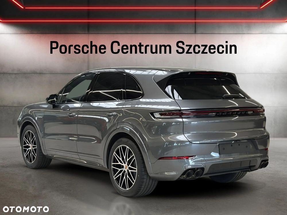 Porsche Cayenne E-Hybrid PHEV Black Edition - 3