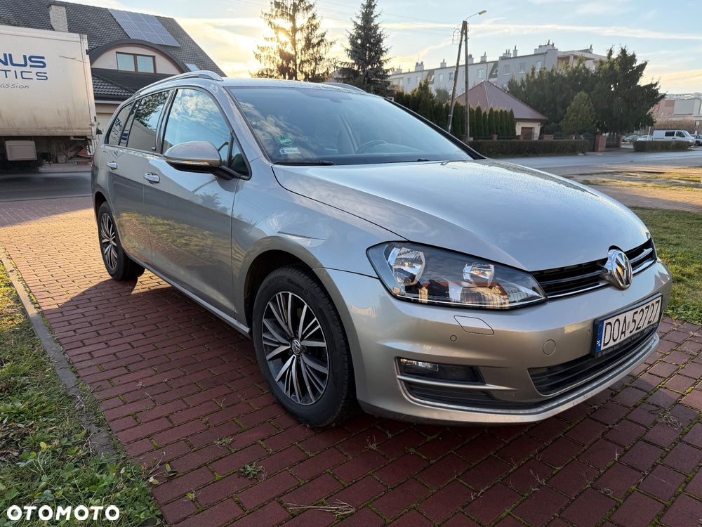 Volkswagen Golf 1.6 TDI BlueMotion Technology Allstar - 4