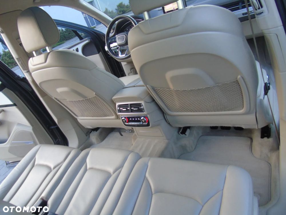 Audi Q7 - 26