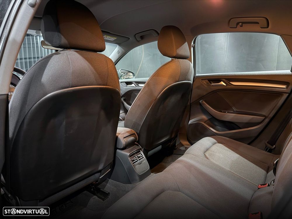 Audi A3 Limousine 1.0 TFSI Sport - 30
