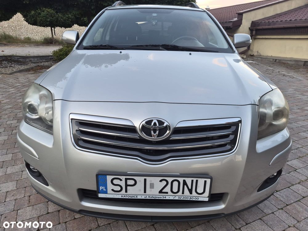 Toyota Avensis 2.0 D-4D Luna - 6