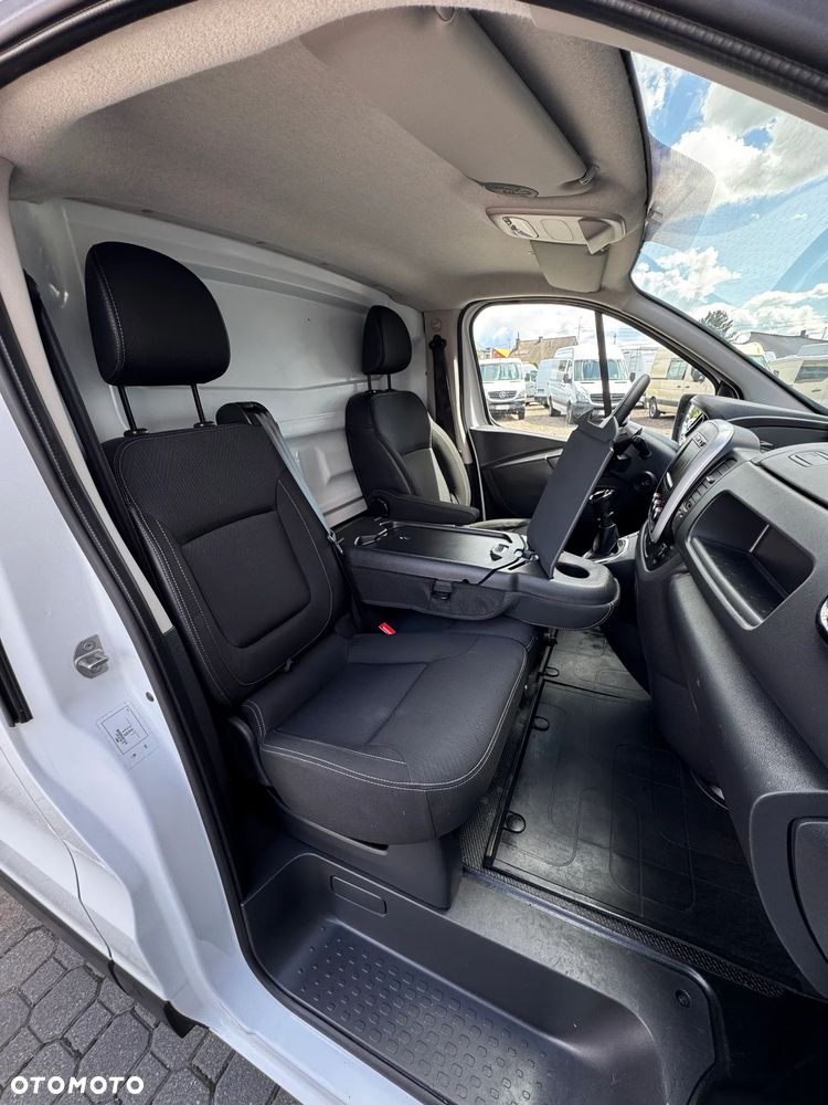 Renault TRAFIC - 19