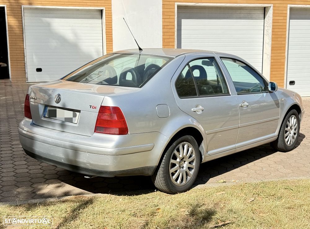 VW Bora 1.9 TDi Highline - 6