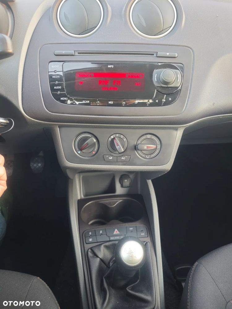 Seat Ibiza 1.4 Reference - 15