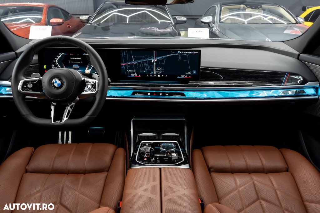 BMW Seria 7 740d xDrive MHEV - 9