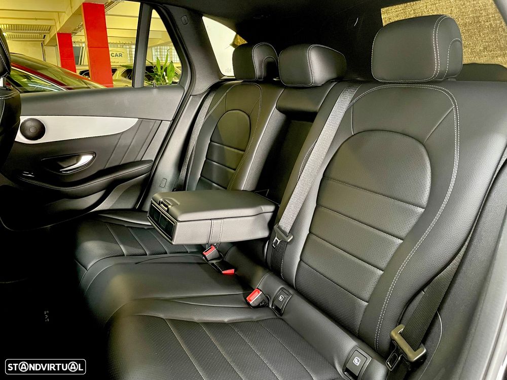 Mercedes-Benz GLC 300 de 4Matic 9G-TRONIC AMG Line Plus - 40