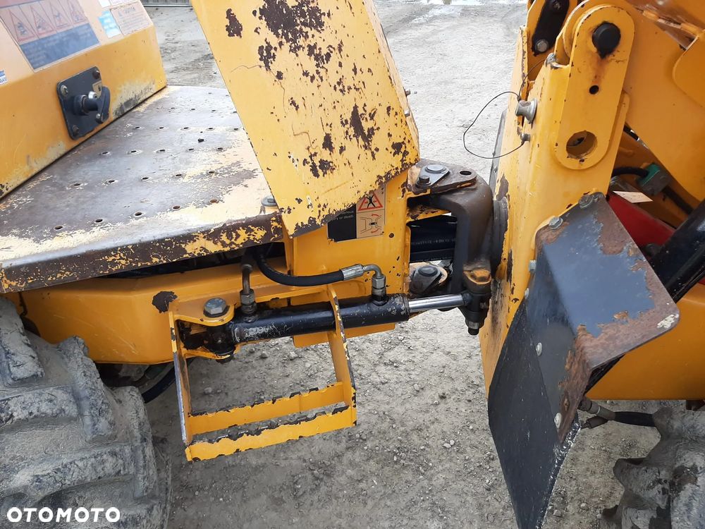 Thwaites Mach 201 - 5