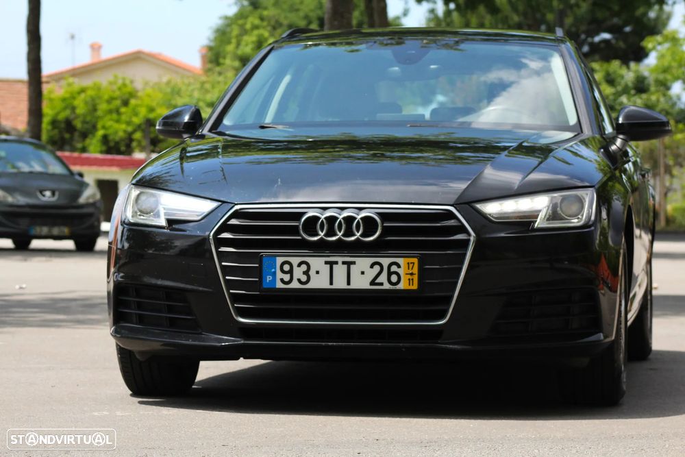 Audi A4 Avant 2.0 TDI Advance S tronic - 6