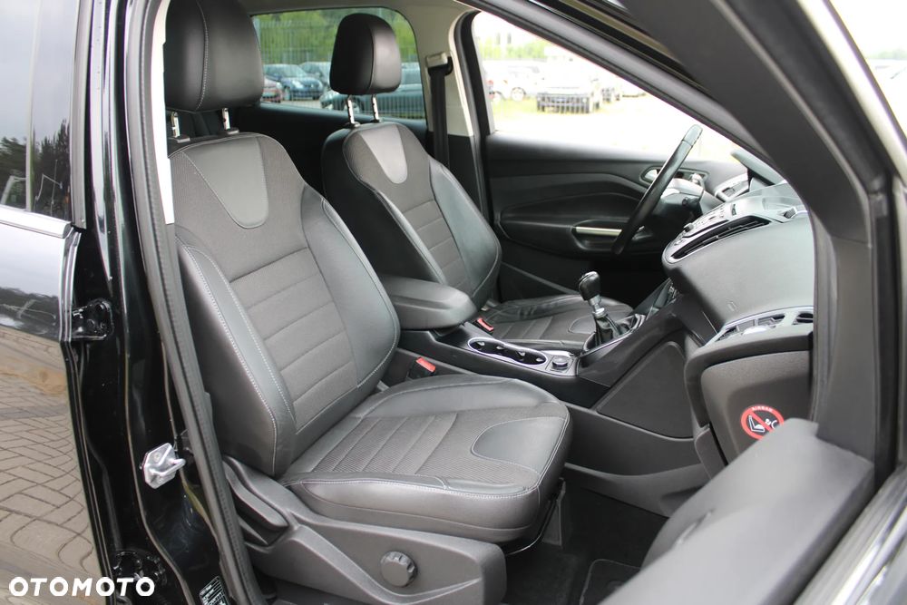Ford Kuga - 29