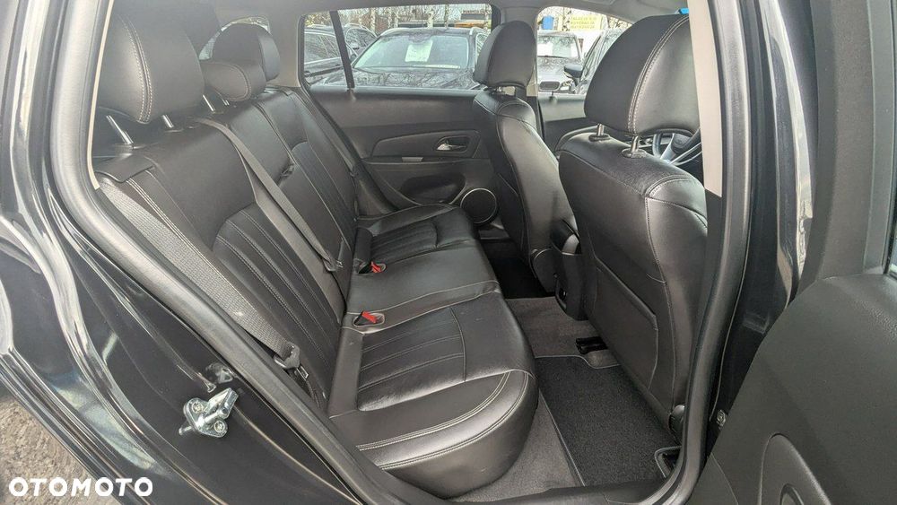 Chevrolet Cruze - 19