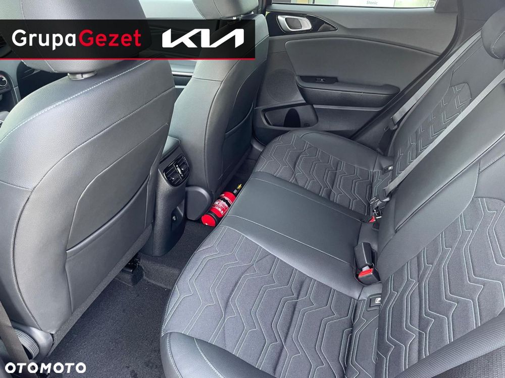 Kia XCeed 1.6 T-GDI Tribute DCT - 13