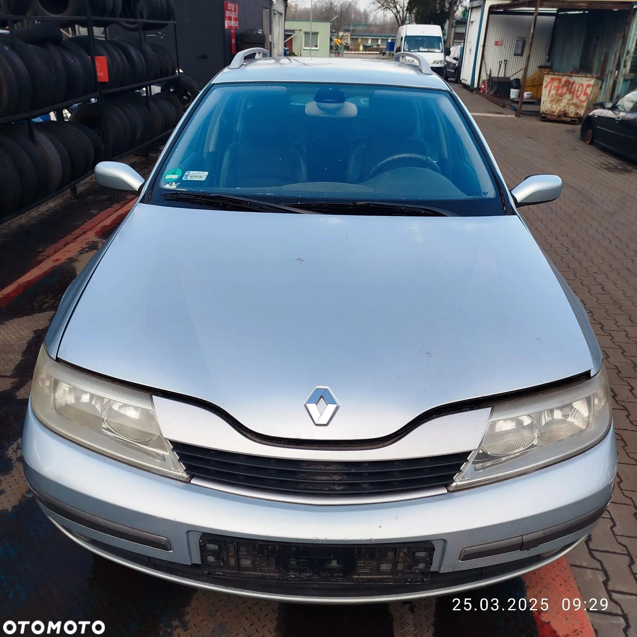 Renault Laguna 2 na części - 1